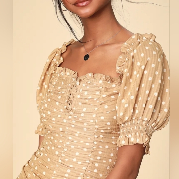 Finders Keepers Rosie Tan Polka Dot Ruched Fitted Feminine Mini Dress Size Small - Picture 3 of 16